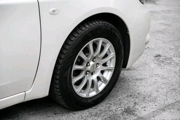 Subaru Impreza – Image 15