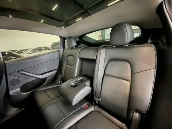 Tesla Model Y Long Range – Image 14