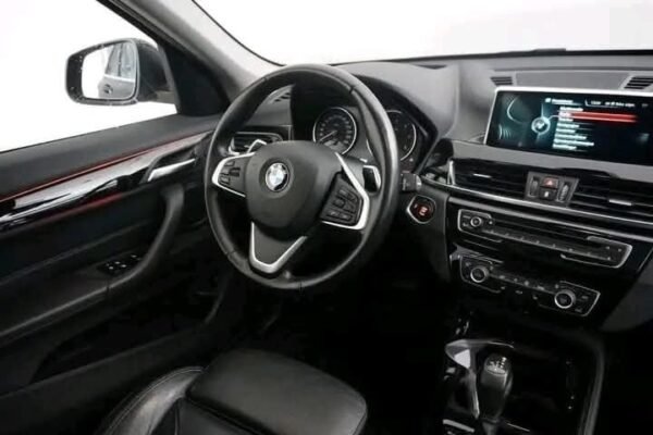 BMW X1 xDrive18d - Image 27