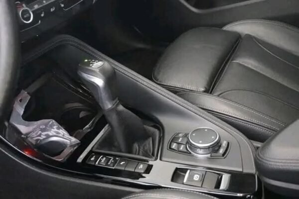 BMW X1 xDrive18d - Image 13