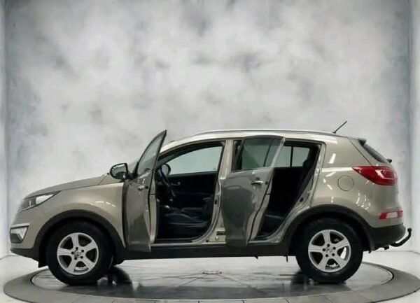 Kia Sportage - Image 11