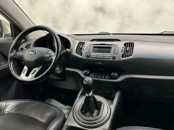 Kia Sportage - Image 29