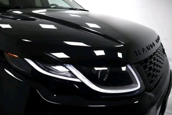Land Rover Range Rover Evoque – Image 6