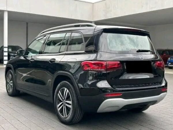 Mercedes-Benz GLB – Image 21