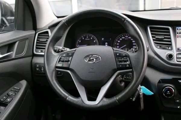 Hyundai TUCSON - Image 14