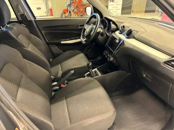 Suzuki Swift hybrid 4x4 – Image 19