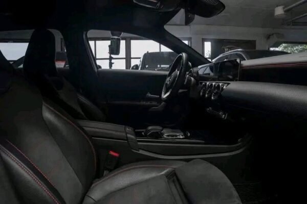 Mercedes-Benz A-Class – Image 9