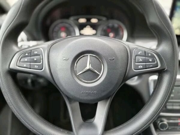 Mercedes-Benz A-Class – Image 29