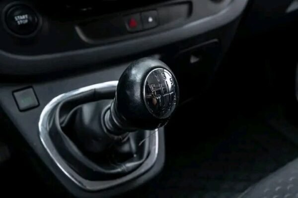 Opel Vivaro L1 – Image 12