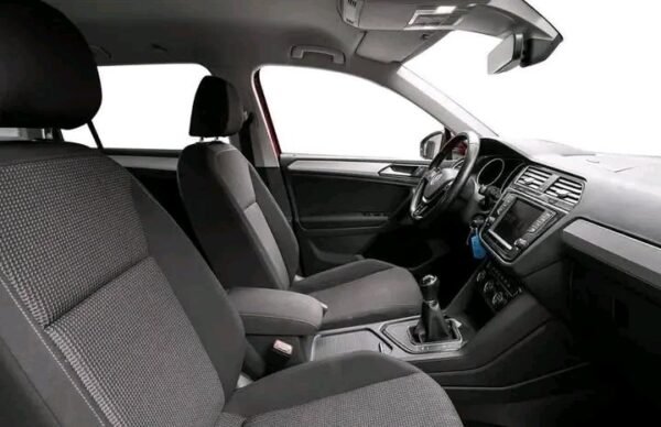 Volkswagen Tiguan – Image 2