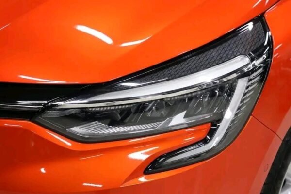 Renault Clio – Image 23