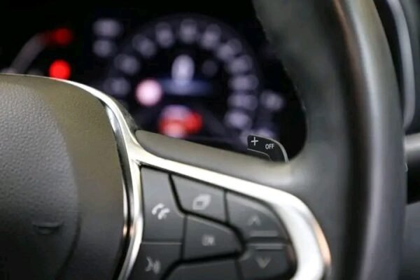 Renault Clio – Image 21