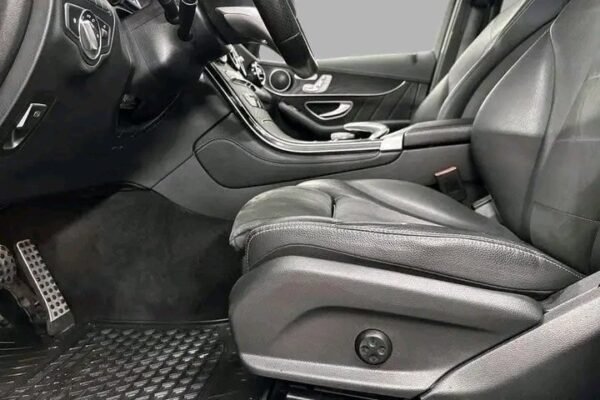 Mercedes-Benz GLC – Image 7