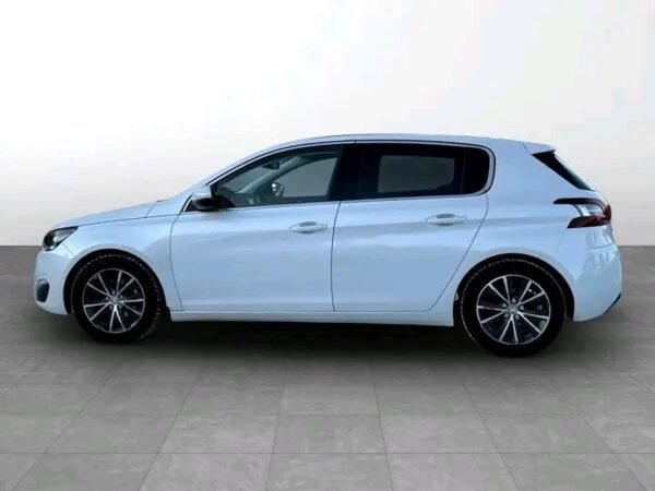 Peugeot 308 – Image 4