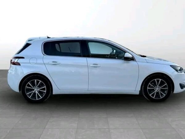Peugeot 308 – Image 3