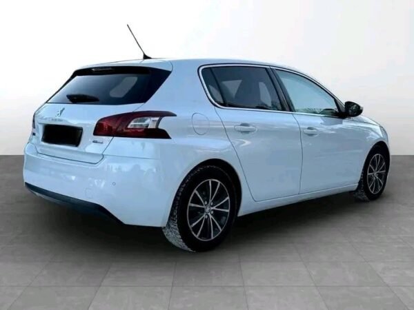 Peugeot 308 – Image 9