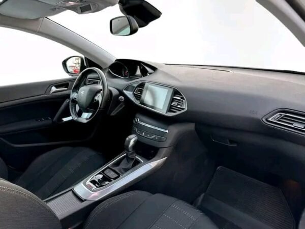 Peugeot 308 – Image 15
