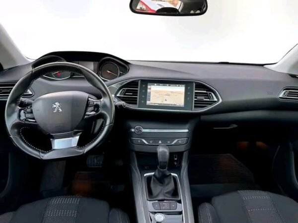 Peugeot 308 – Image 2