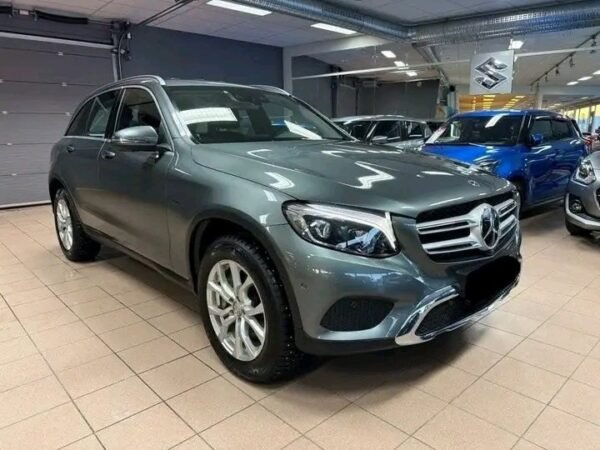 Mercedes-Benz GLC – Image 22