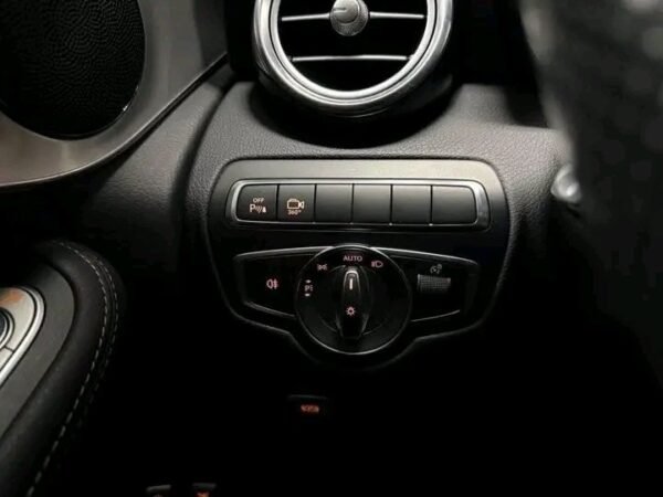 Mercedes-Benz GLC – Image 2