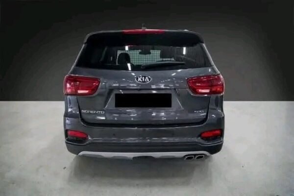 Kia Sorento - Image 15