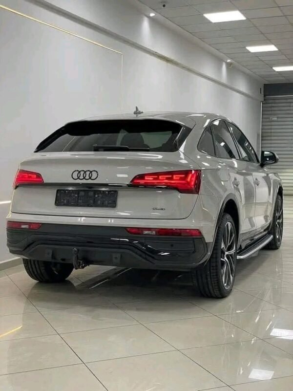 AUDI Q5 SPORTBACK S-LINE – Image 35