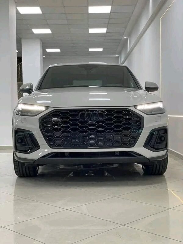 AUDI Q5 SPORTBACK S-LINE – Image 27