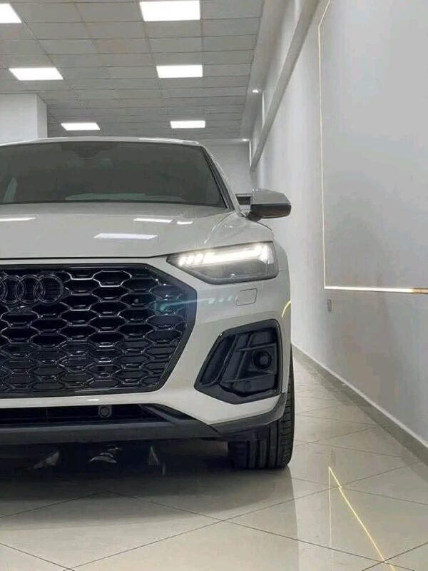 AUDI Q5 SPORTBACK S-LINE – Image 26