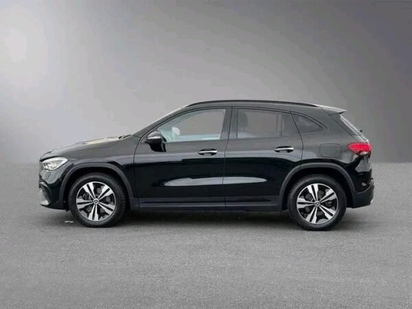 Mercedes-Benz GLA – Image 3