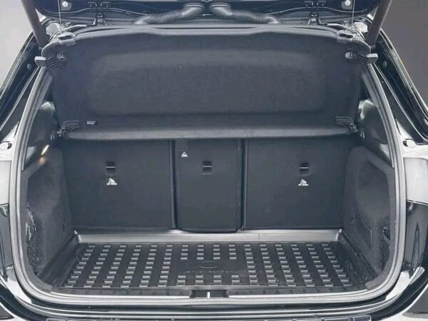 Mercedes-Benz GLA – Image 7