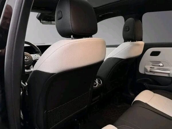 Mercedes-Benz GLA – Image 12