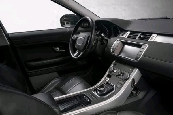 Land Rover Range Rover Evoque – Image 12
