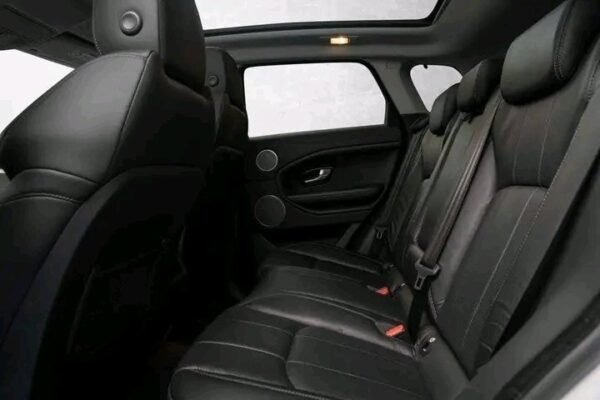 Land Rover Range Rover Evoque – Image 9