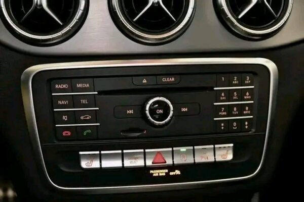 Mercedes-Benz CLA – Image 22