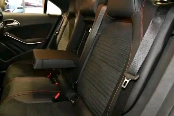 Mercedes-Benz CLA – Image 11