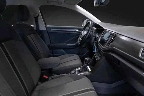 Volkswagen T-Roc 2.0 /4x4 – Image 8