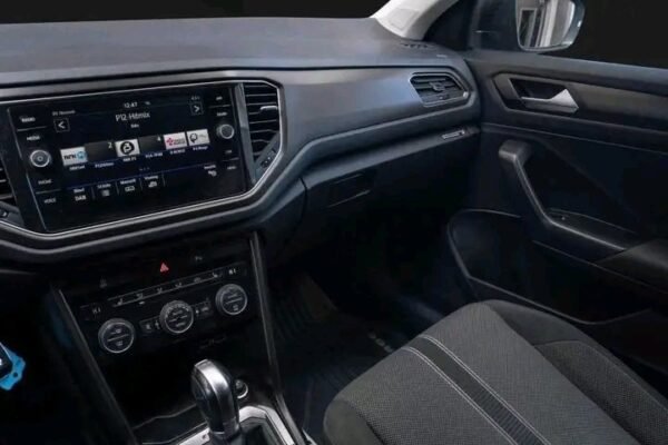 Volkswagen T-Roc 2.0 /4x4 – Image 9