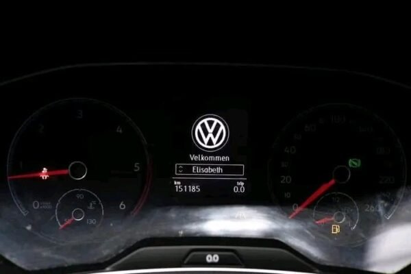 Volkswagen T-Roc 2.0 /4x4 – Image 11