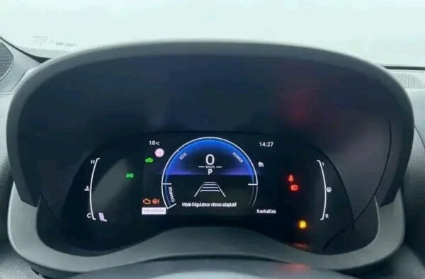 TOYOTA Yaris Cross Design – Image 20