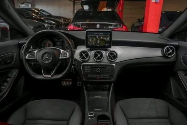 Mercedes-Benz CLA – Image 19