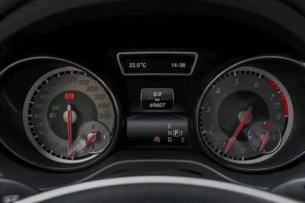 Mercedes-Benz CLA – Image 23