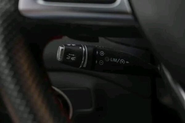 Mercedes-Benz CLA – Image 18