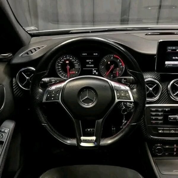Mercedes-Benz Class A – Image 30