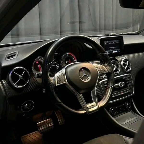 Mercedes-Benz Class A – Image 24