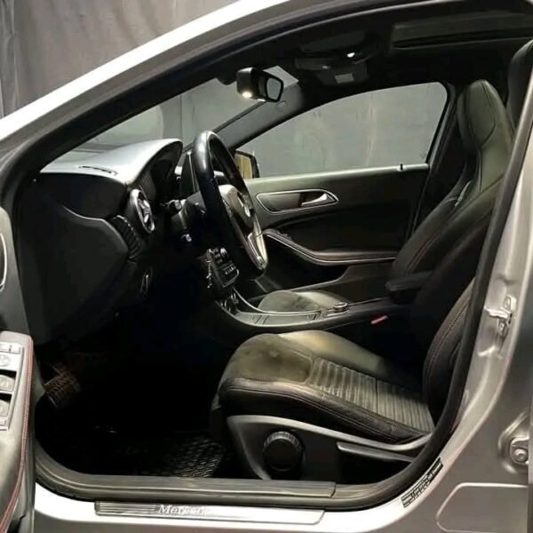 Mercedes-Benz Class A – Image 31