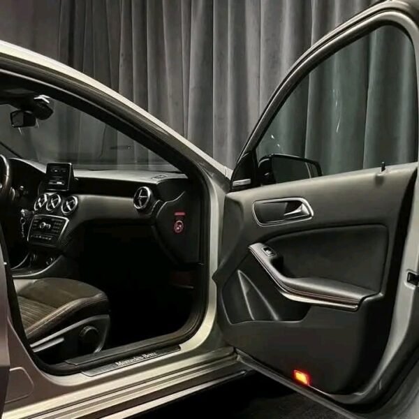Mercedes-Benz Class A – Image 8