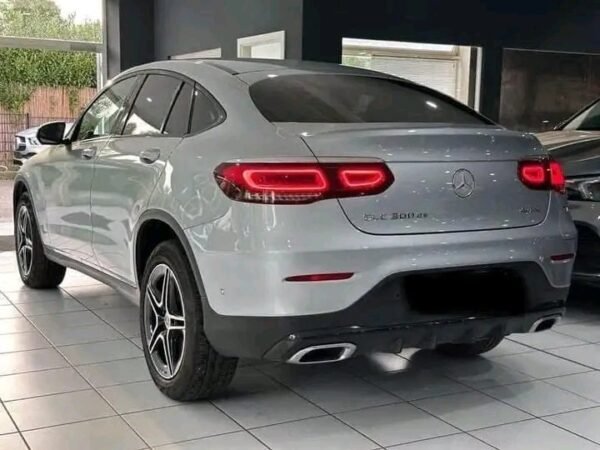 Mercedes-Benz GLC – Image 12