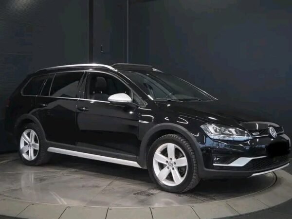 Volkswagen Golf Alltrack – Image 14