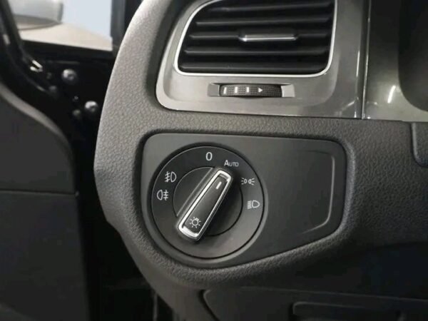 Volkswagen Golf Alltrack – Image 2