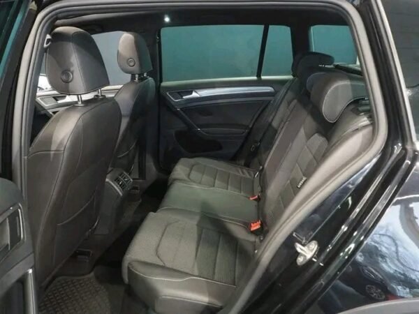 Volkswagen Golf Alltrack – Image 22